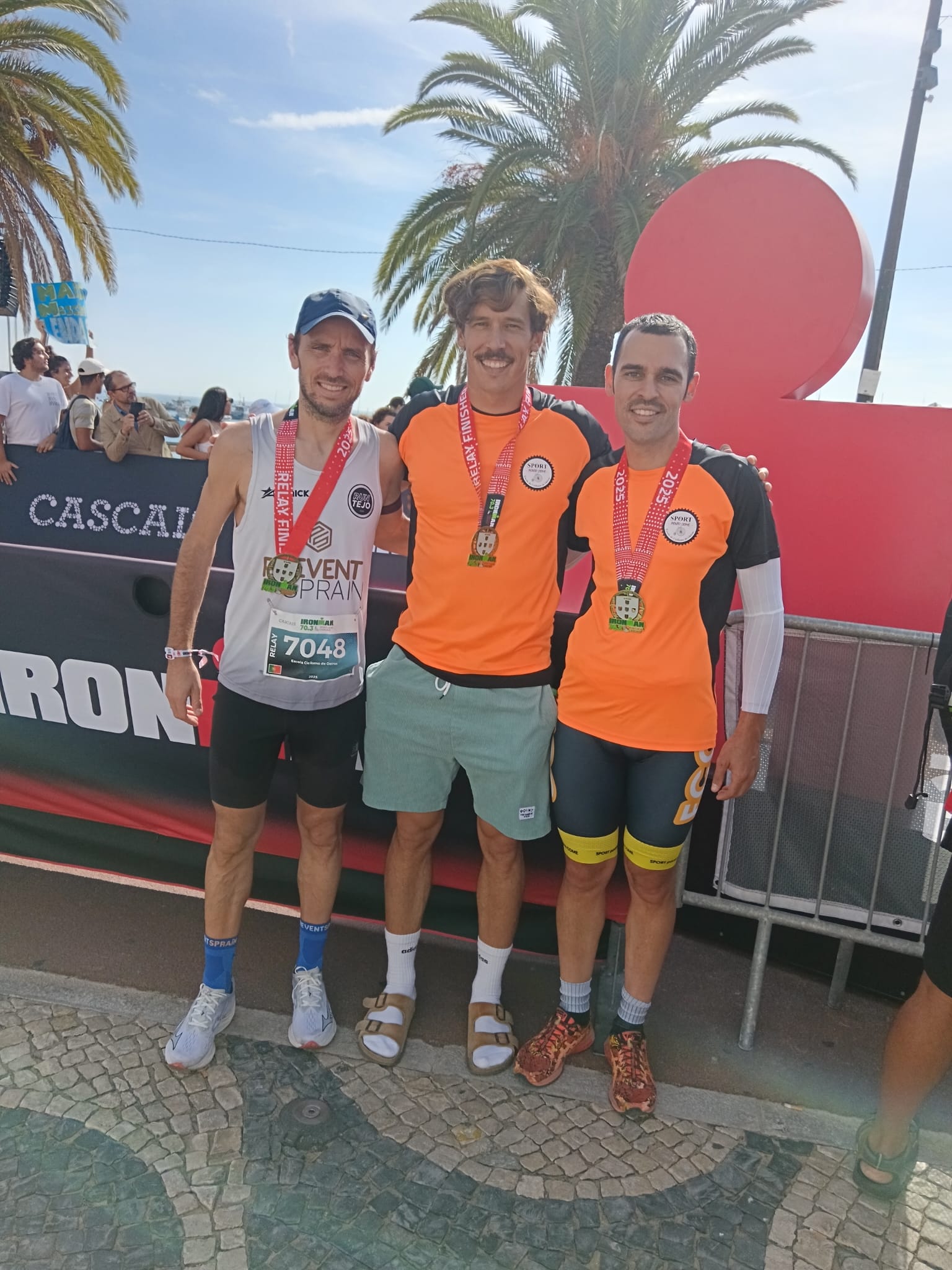 Escola Ciclismo de Oeiras vence geral de estafetas do Ironman 2025